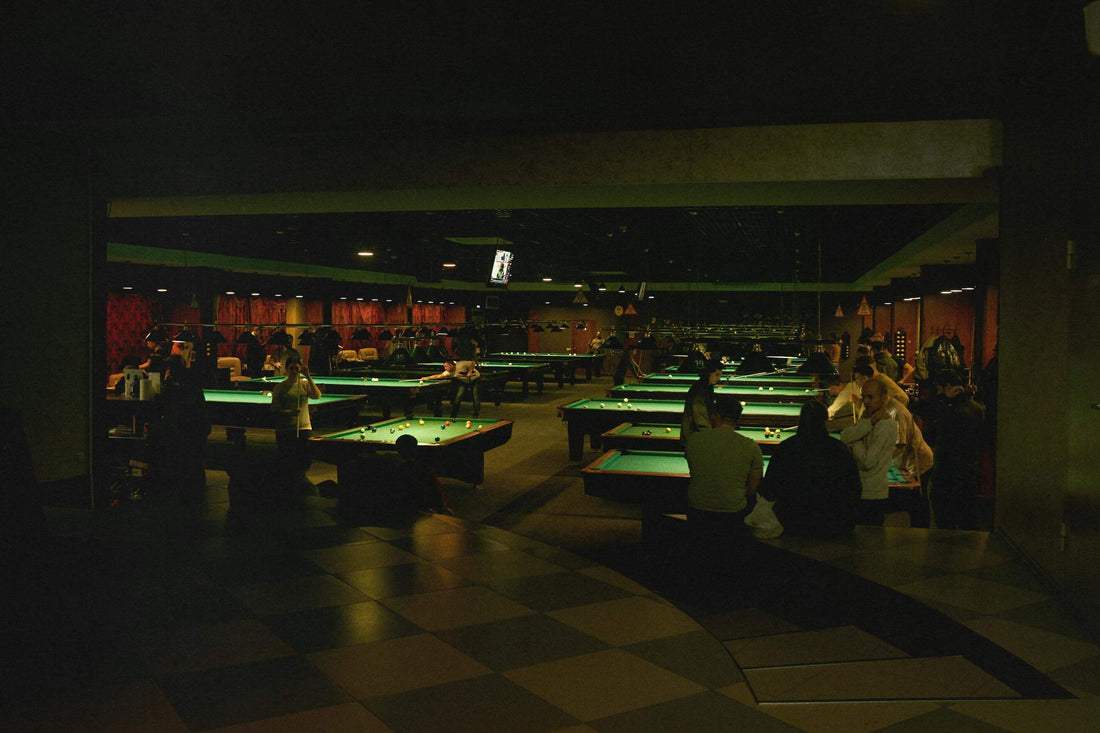 Pros and Cons of Different Lighting Setups in Pool Halls