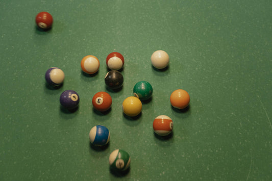 Etiquette Evolves: Modern Pool Hall Behavior and What’s Changing